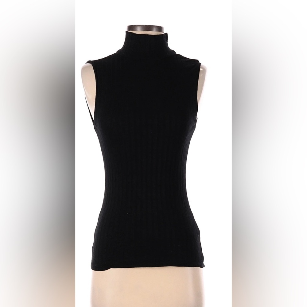 H&M Ribbed Sleeveless Turtleneck in Black Size M